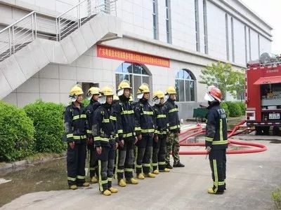 特勤中队深入广东粤质技术服务开展消防演练